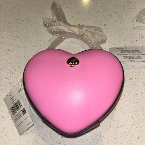 ♠️kate spade Love Shack 3D Mini Heart Crossbody, Surf Pink NWT - Picture 1 of 4
